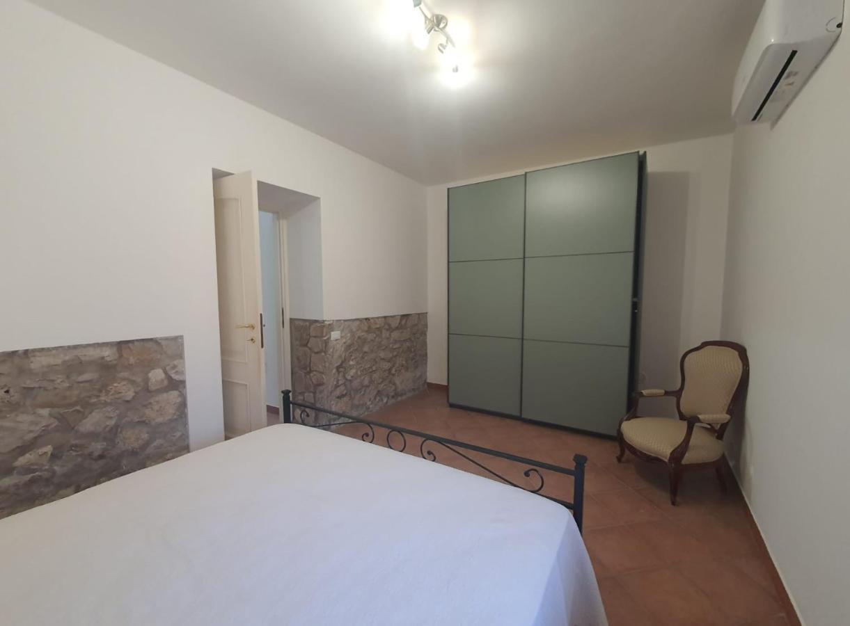 Casa Pepe - Fondi Vertice Rooms Εξωτερικό φωτογραφία